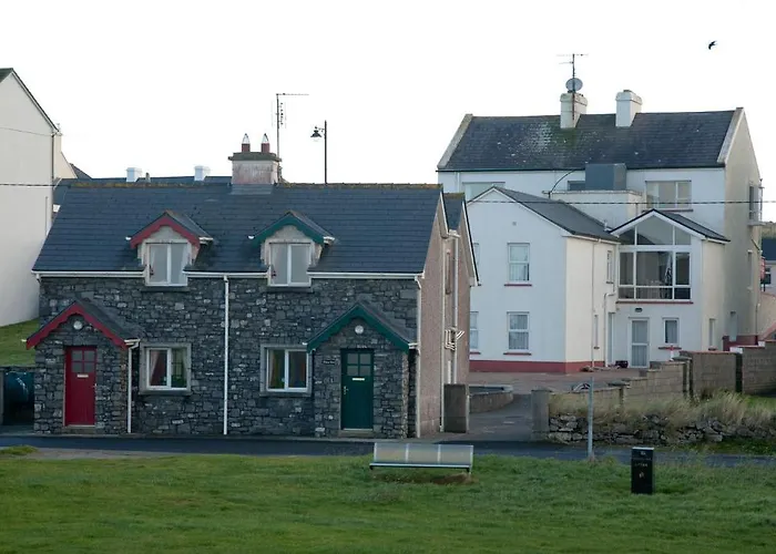 Ceol Na Mara Homes - Cois Tra & Cor Na Dtonn * Enniscrone